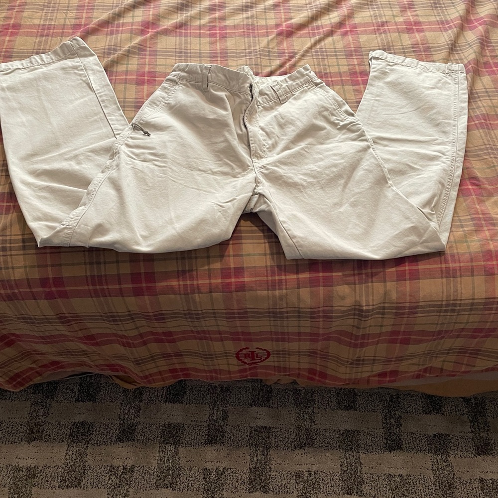 Columbia Khaki Pants 32 32